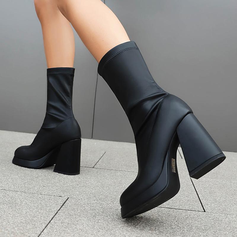 FEINLINA Women's Black Matte Ankle Boots with Chunky Heel and Stylish Comfort